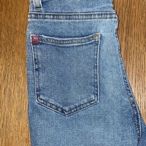 BDG URBAN OUTFITTERS women’s blue straight jeans!